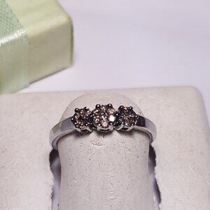Estate .33ctw Real round Cognac Diamond 3 Flower Top 10Kt White Gold Ring #23356